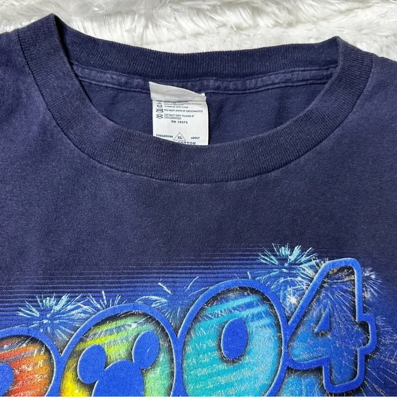 Disney Dreams Florida 2004 Graphic T-Shirt Mickey Donald Pluto Goofy Unisex XL - Picture 5 of 10